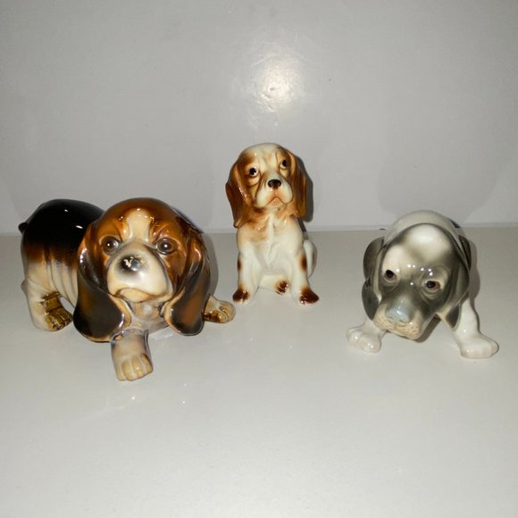 Trio of Vintage Basset Hound Dogs Ceramic Figurines - Picture 2 of 9